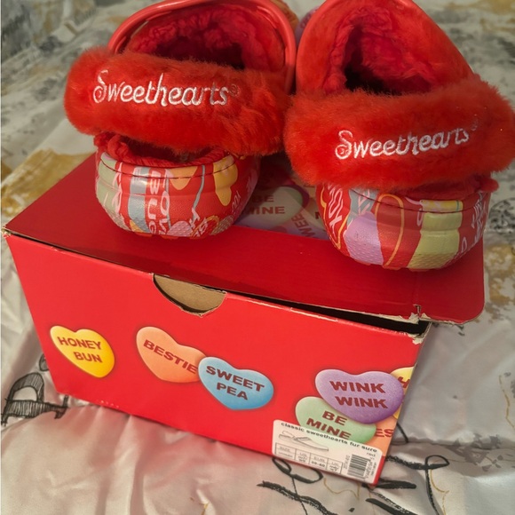 CROCS Red Fuzzy Clogs with Heart Accents - Picture 3 of 3